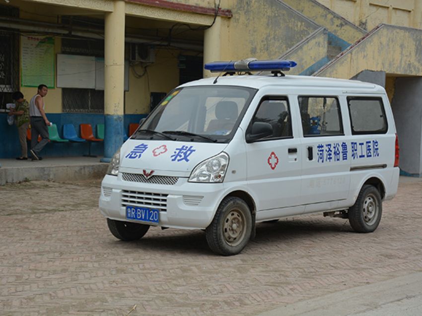 点击查看详细信息<br>标题：救护专车 阅读次数：1251